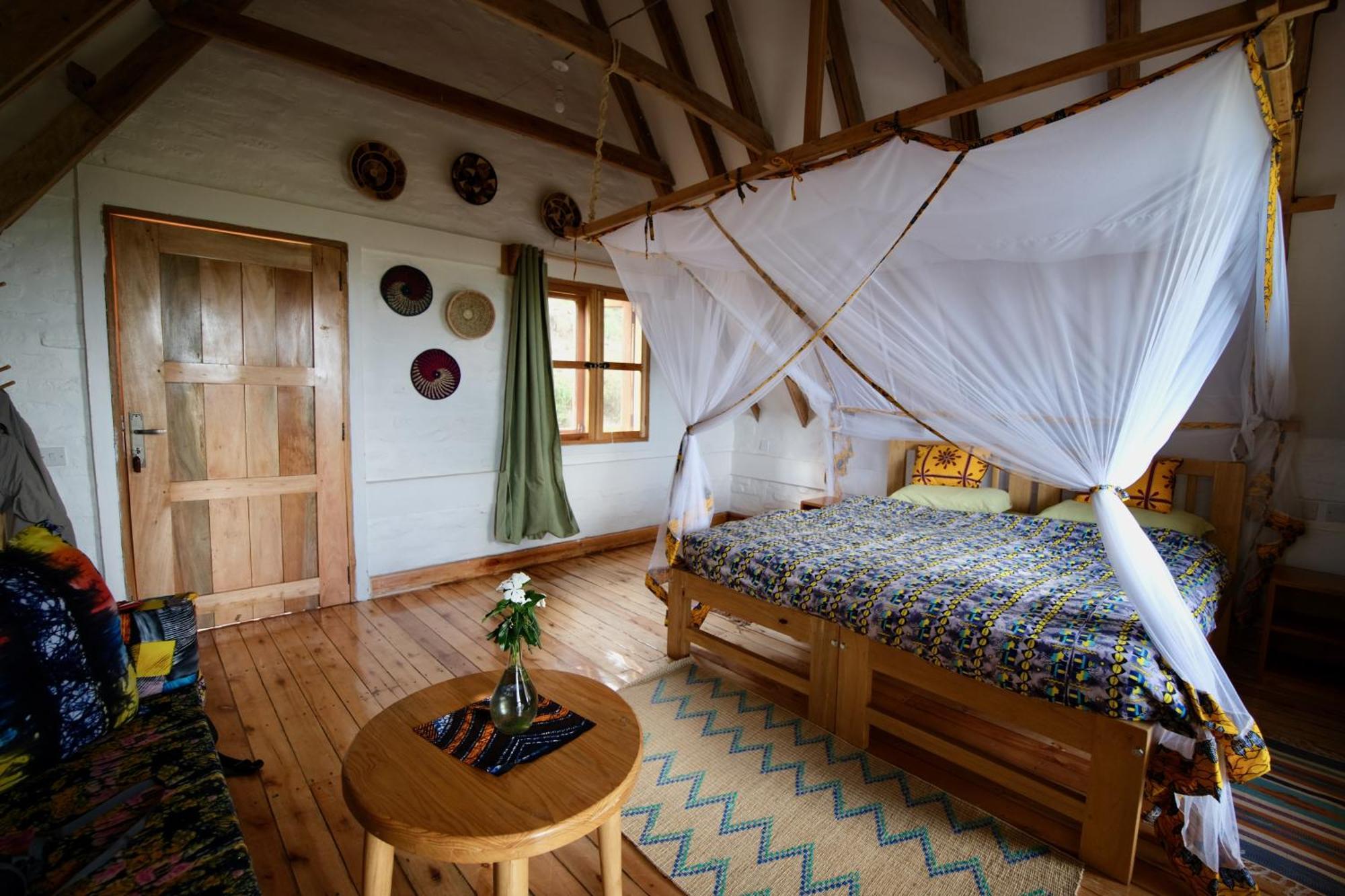 Hyena Hill Lodge Sanga Buitenkant foto