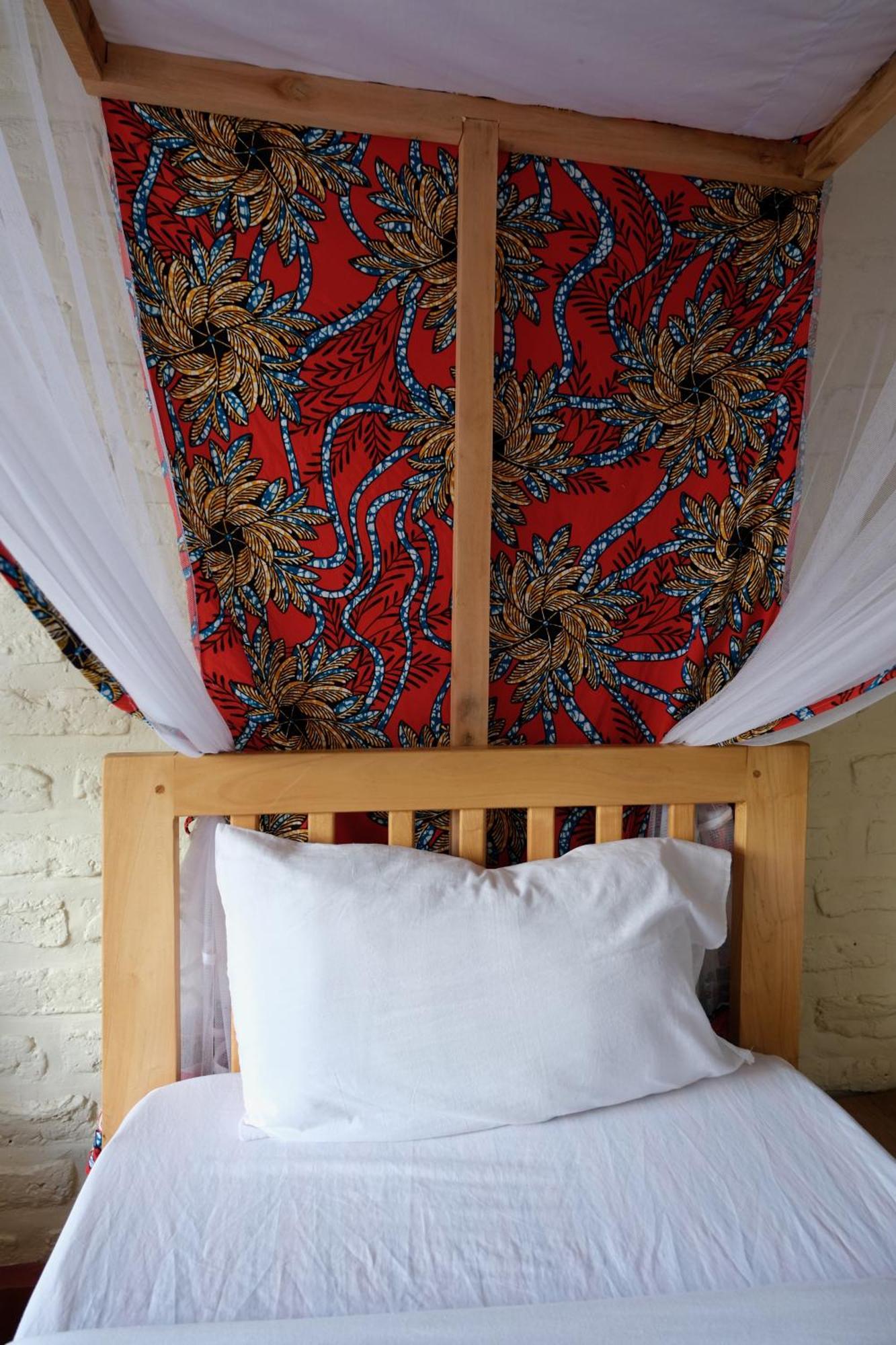 Hyena Hill Lodge Sanga Buitenkant foto